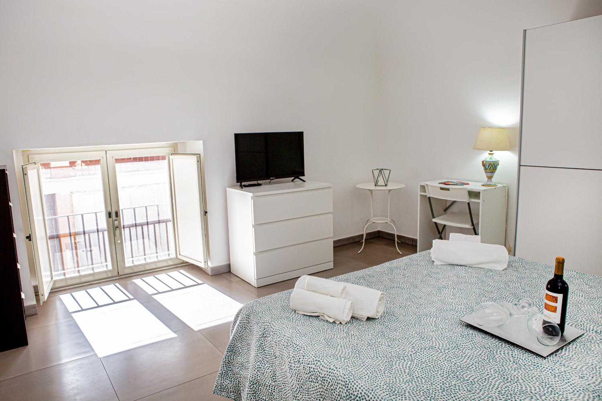 Ruggero Settimo - Holiday Houses Катания Экстерьер фото